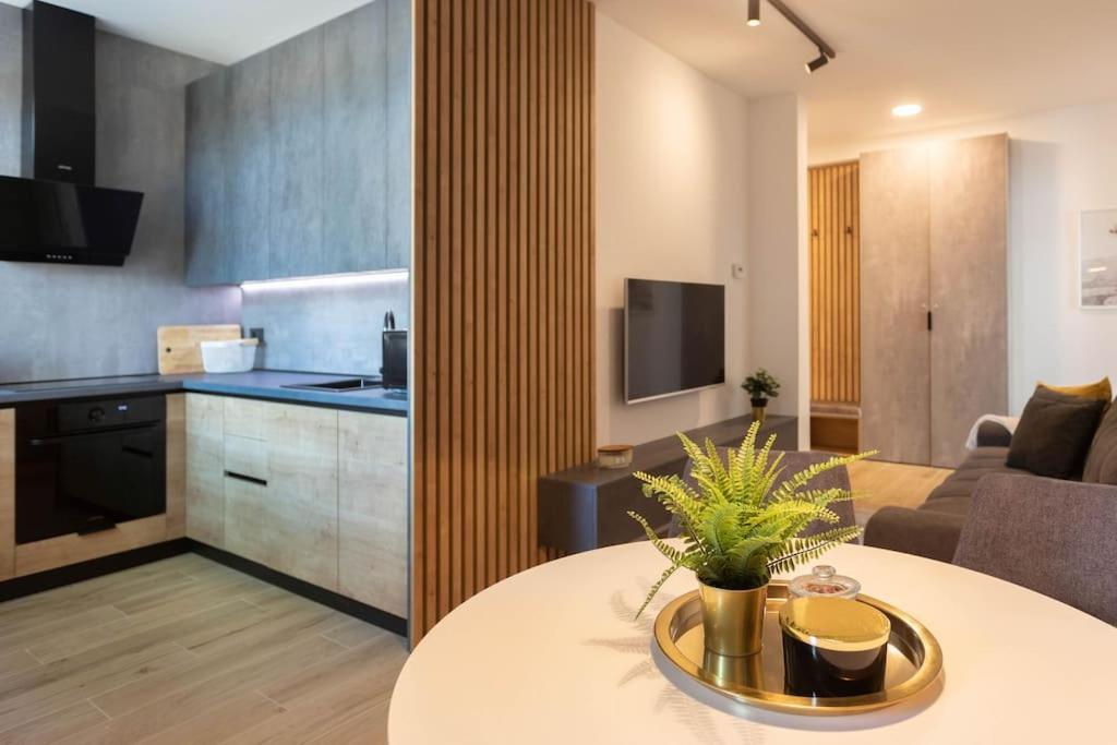 Flat4Us#Cozy#Freeparking#5People Zagreb Exterior foto